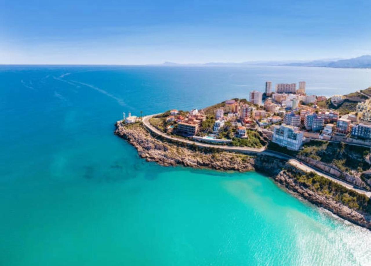 Nuevo, A 50 Metros De La Playa Y Con Vistas Al Mar *