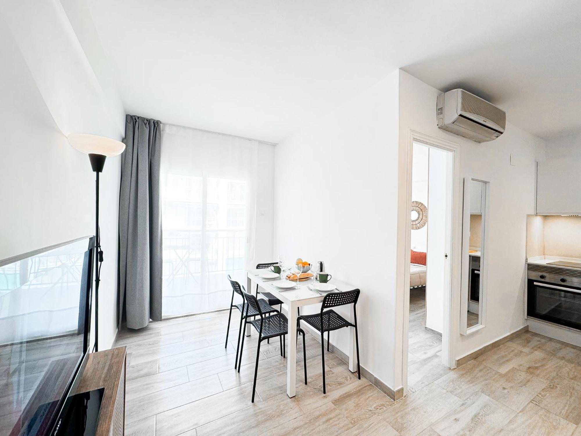 Appartement Nuevo, A 50 Metros De La Playa Y Con Vistas Al Mar